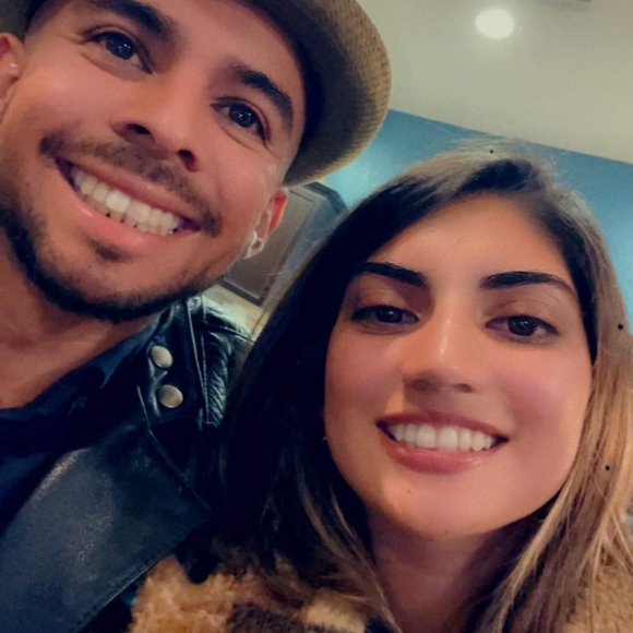 Meet your Posher, Roberto Bueno - Picture 1 of 1